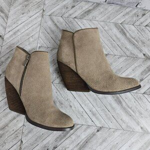 Very Volatile Womens 7.5 Taupe Suede Leather Wedge Heel Ankle Boots Western
